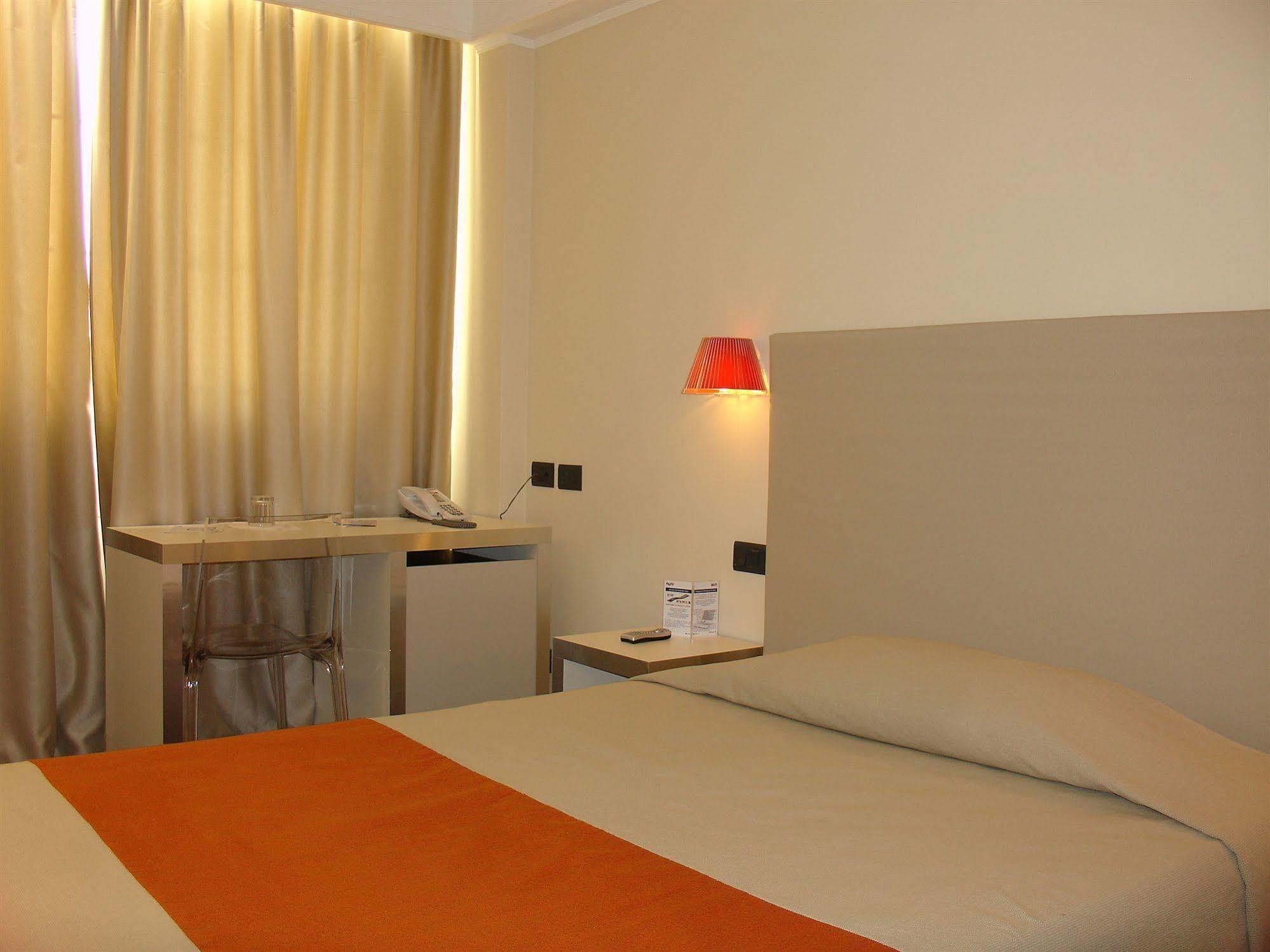 Hotel Tor Vergata 4*